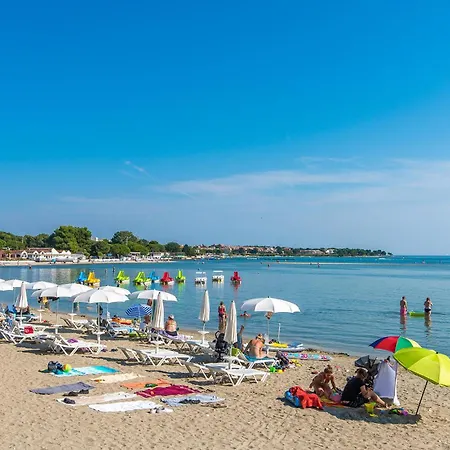 Apartman Cozy In With Wifi Medulin