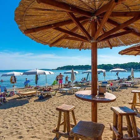 Apartman Cozy In With Wifi Medulin